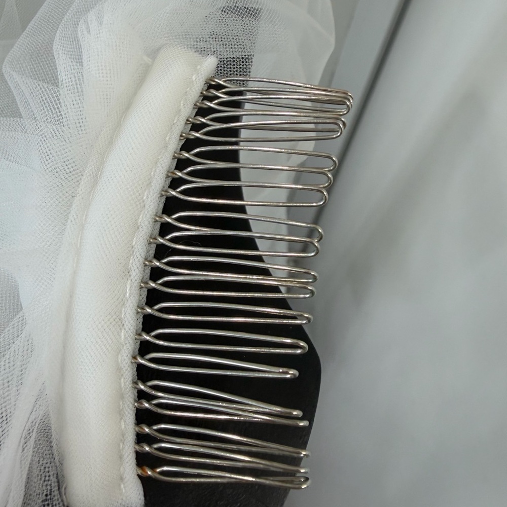 Bridal kit: White Bride Robe + Short Veil - Picture 11 of 14